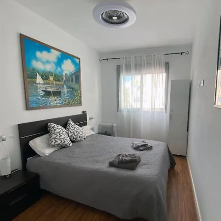 Apartment Del Mar 130m From